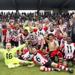 TORNA IL GRANDE CALCIO INTERNAZIONALE AL TORRINI DI SESTO FIORENTINO